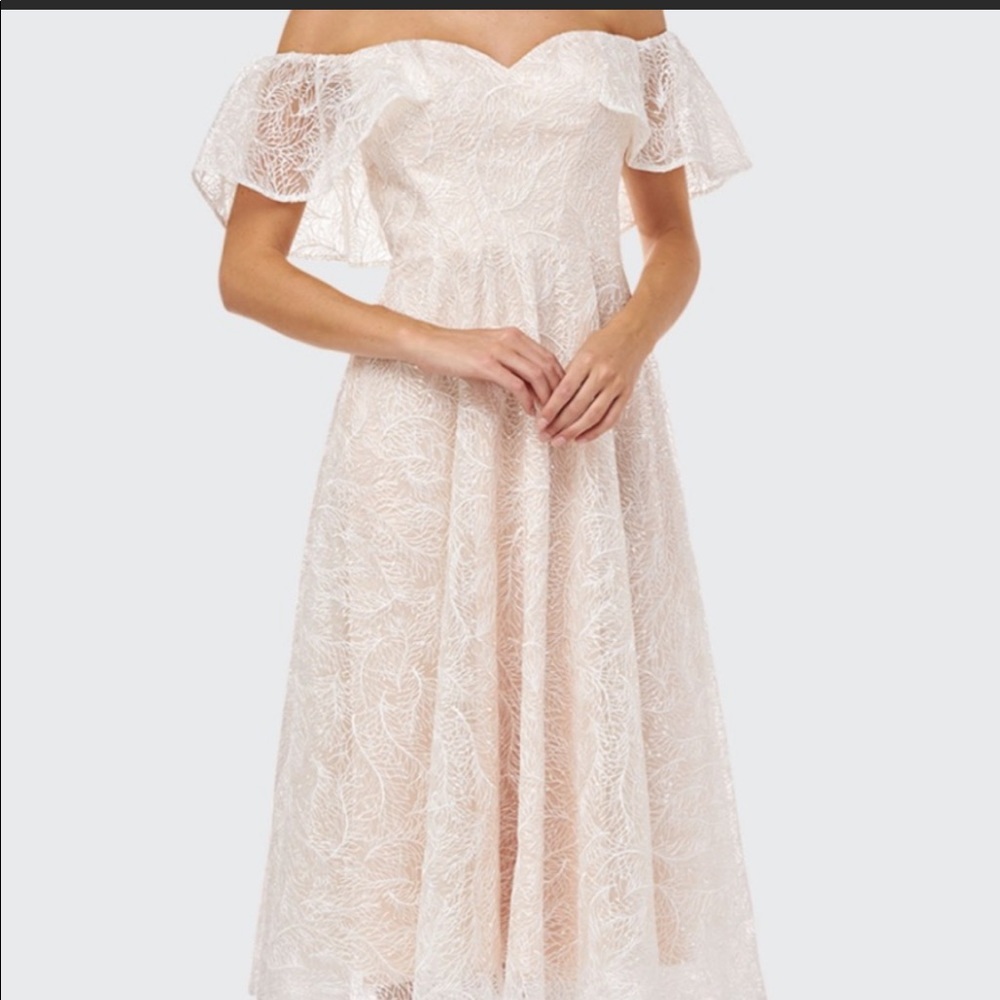 Worn once Carmen Marc Valvo cream dress size 8